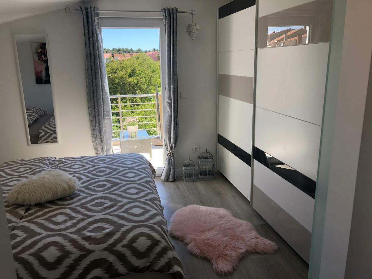 Ferienwohnung Apartman Gabriel Zadar Exterior foto